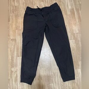 Wonder Nation Black joggers size 10-12 Husky -front and back pockets